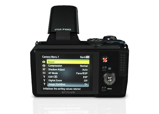 Black Compact Digital Camera Z939