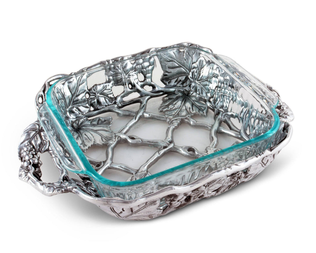 Grape Casserole with 2 Quart Pyrex Y708564