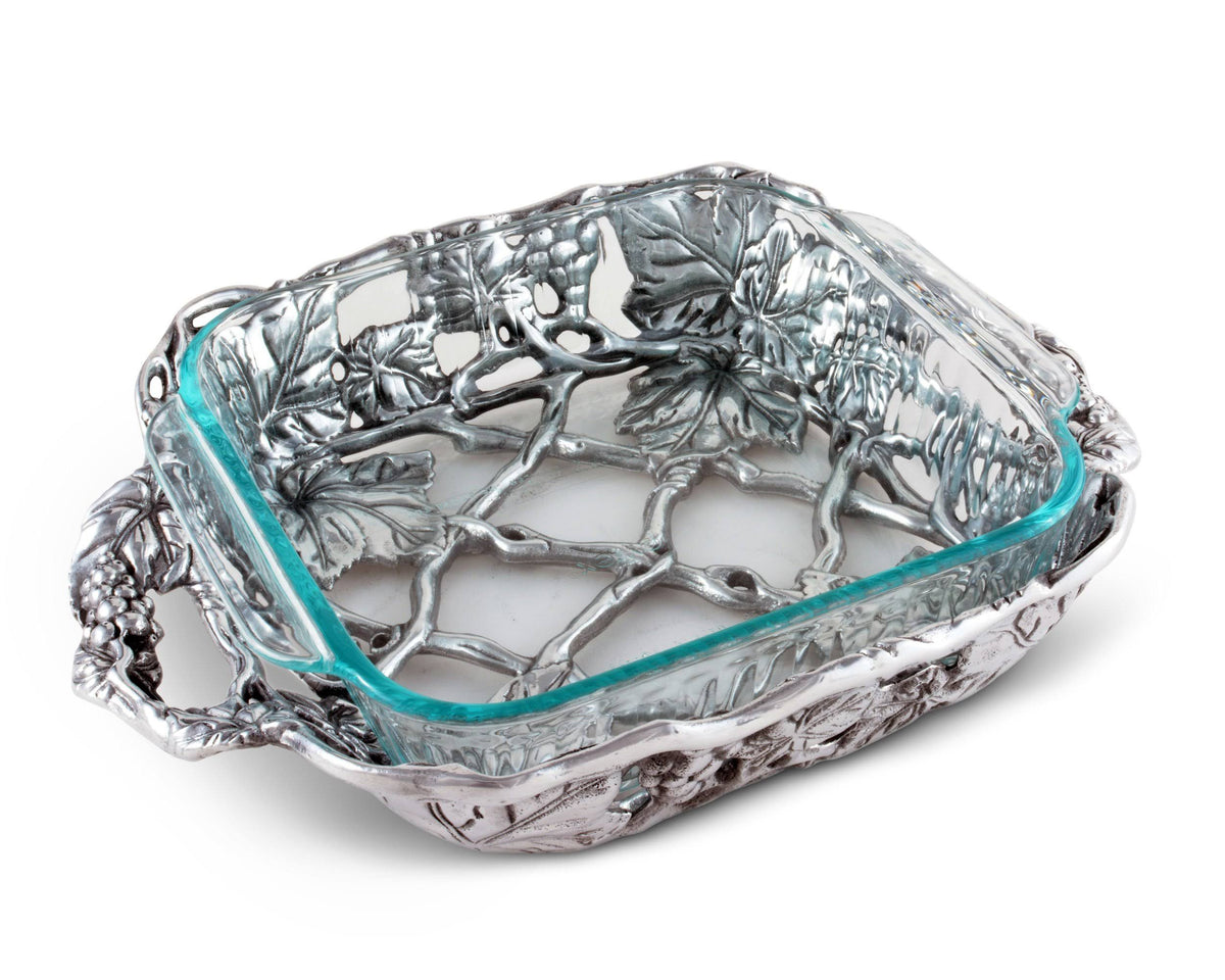 Grape Casserole with 2 Quart Pyrex Y708564