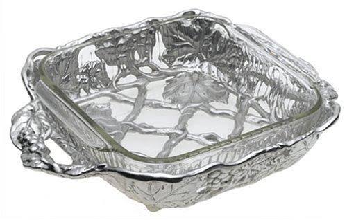 Grape Casserole with 2 Quart Pyrex Y708564