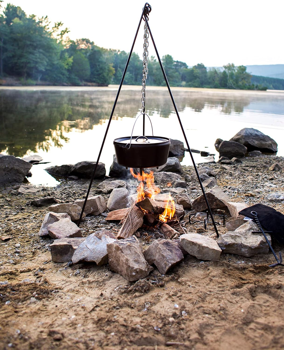 6 Quart Camp Dutch Oven with 12-Pack Aluminum Foil Liners H805231