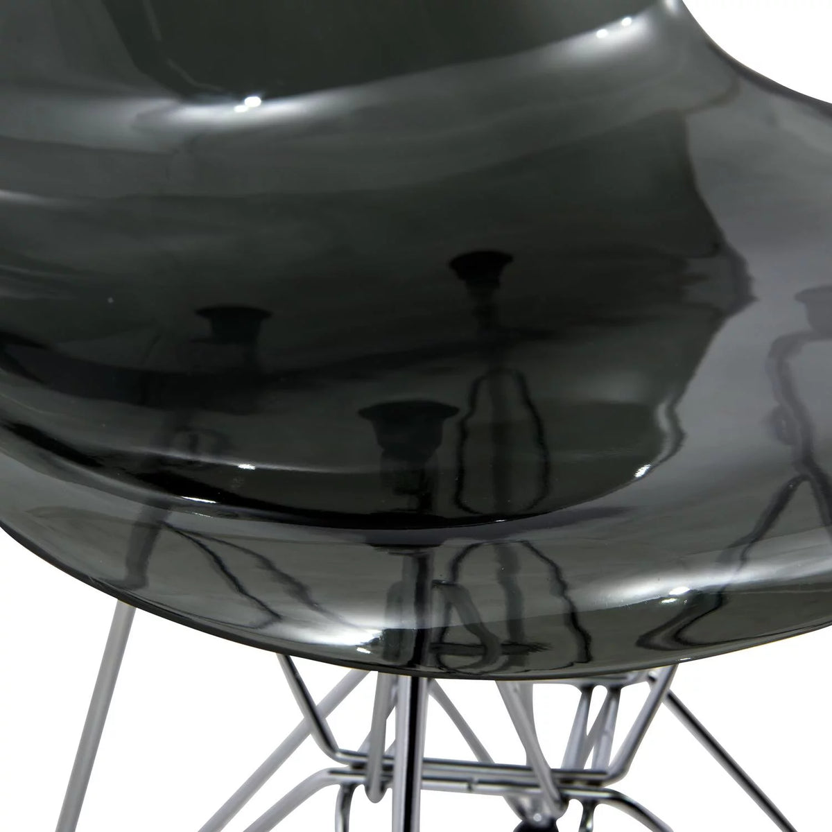 Molded Eiffel Side Chair I5889