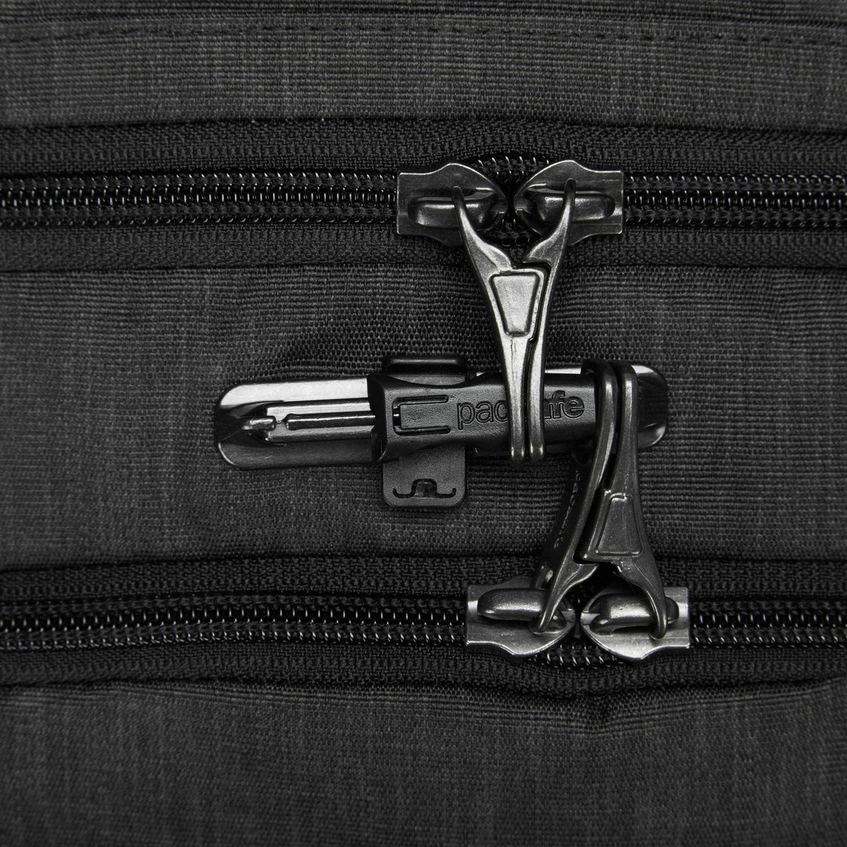 Anti-Theft 25L Backpack V28506
