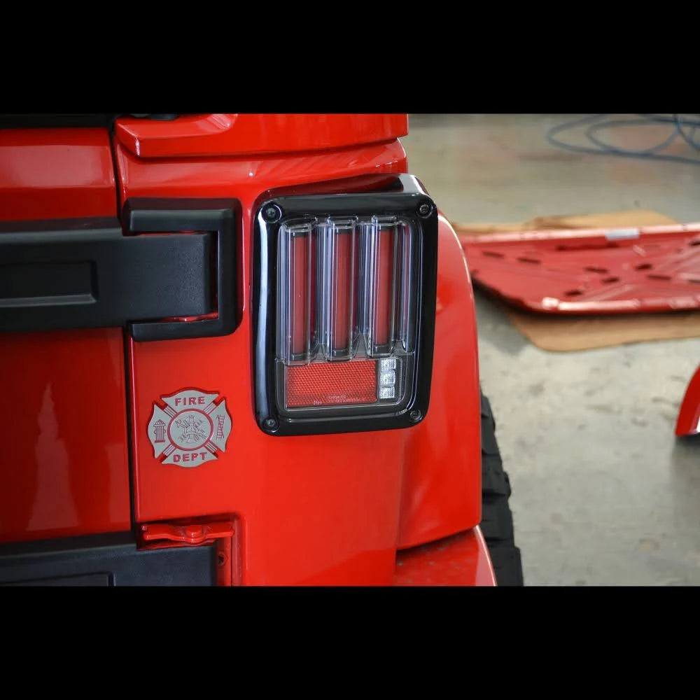 Clear Lens Tail Lights LED Q834