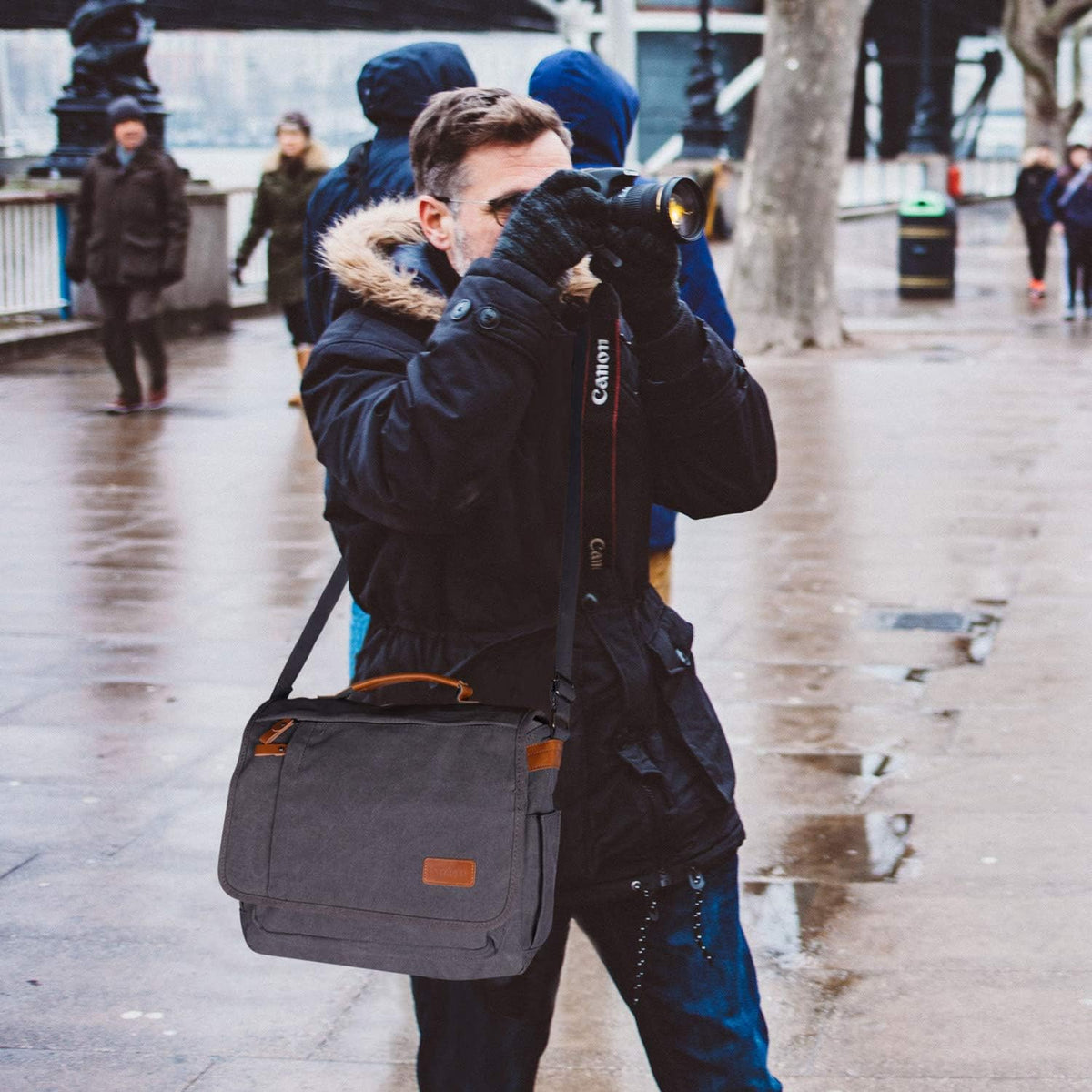 Camera Messenger Bag for DSLR Cameras Laptop 15.6inch Shoulder Bag with Camera Insert Sleeve F98074