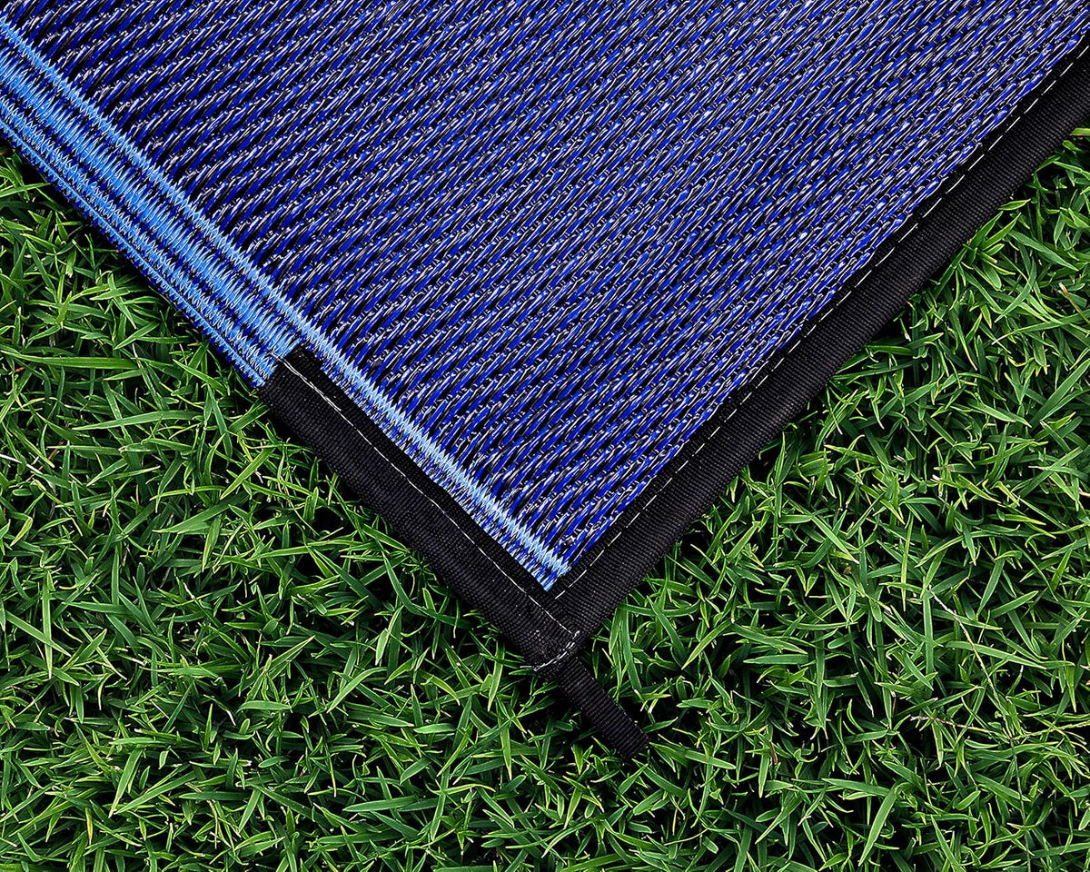 Large Reversible Outdoor Patio Mat (9' x 12', Lattice Blue Design) B76619